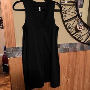 Z Supply Elegant Black Sleeveless V-neck Mini Dress Size Large